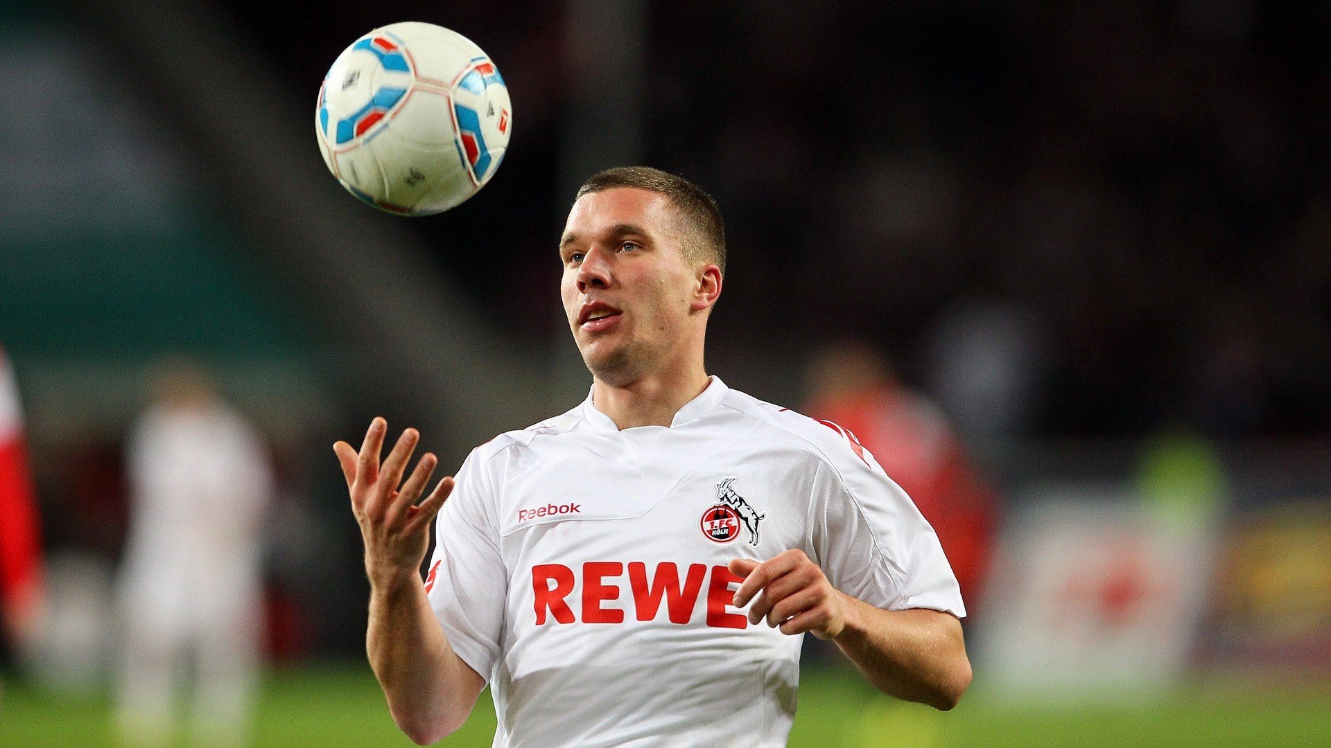 米兰体育下载-后疫情足球：运动员健康新管理策略，足球运动员常见疾病